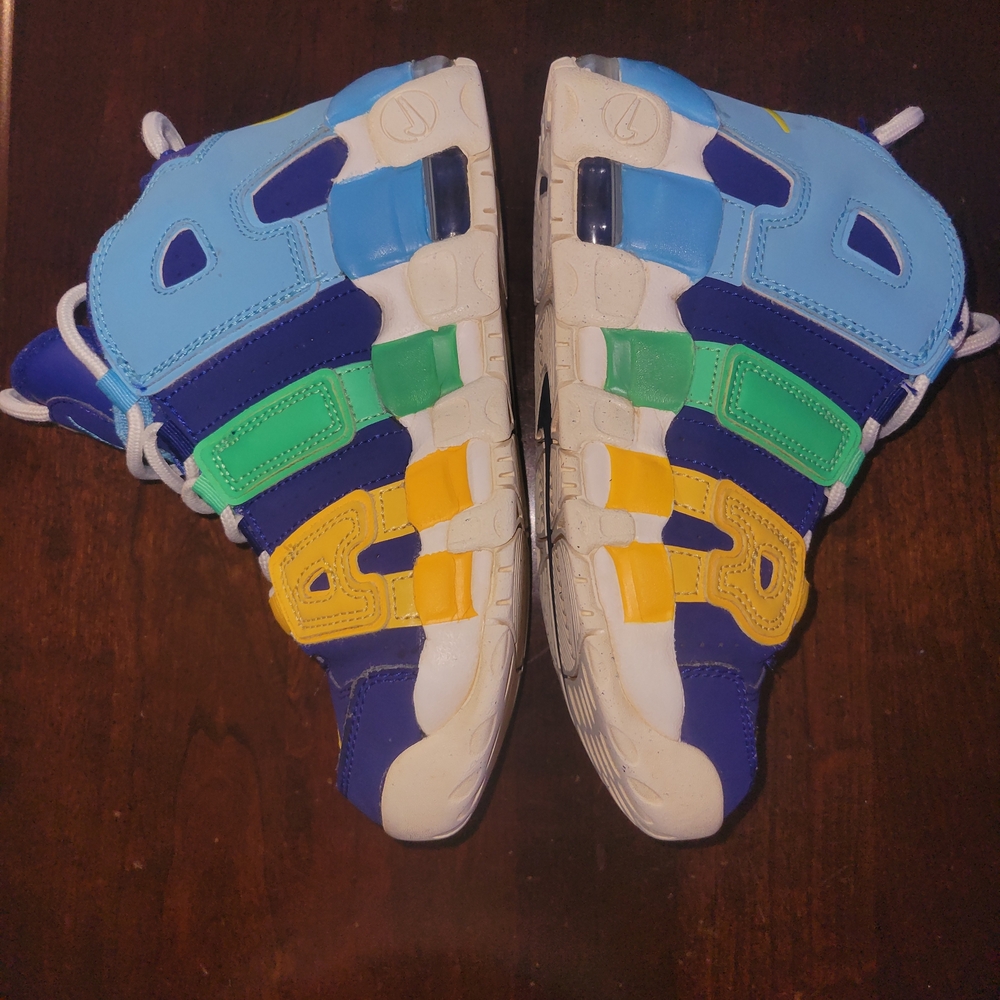 Nike Kids Blue, Green & Yellow Strap Sneakers